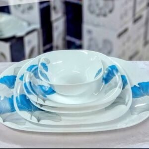 طقم السفرة المكون من 25 قطعة