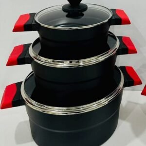 طقم القدور الأسود بمقابض سيليكون حمراء