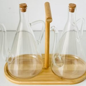 طقم قارورتين زجاجيتين بصبّات ومقابض