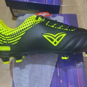 (Pointure 39 à 44) INVEST Soccer Cleats – حذاء كرة القدم إنفست